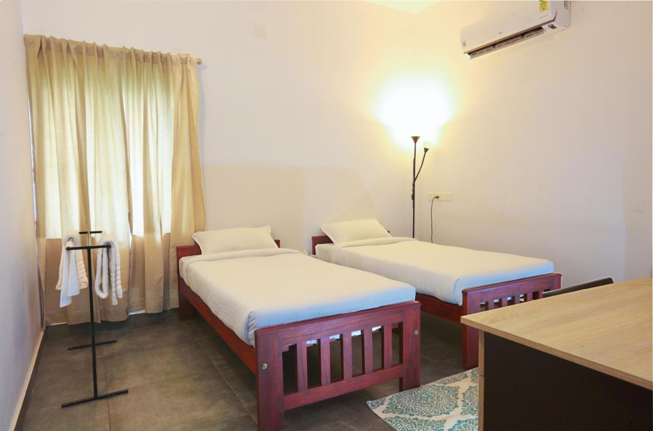Monsoon Apartments Cananor Exterior foto