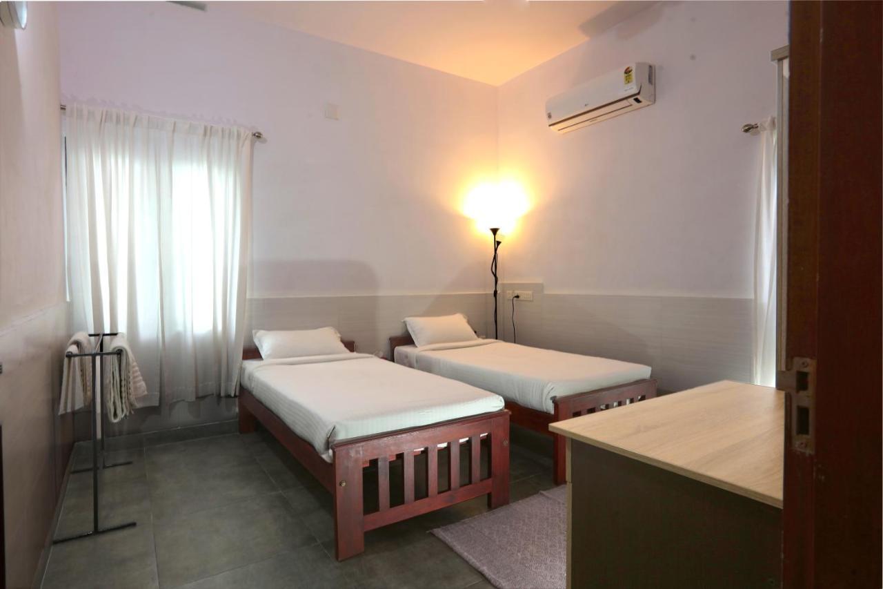 Monsoon Apartments Cananor Exterior foto