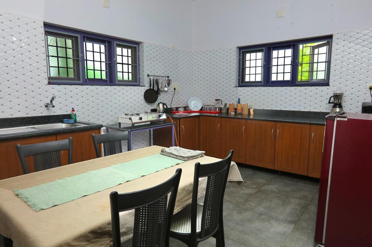 Monsoon Apartments Cananor Exterior foto